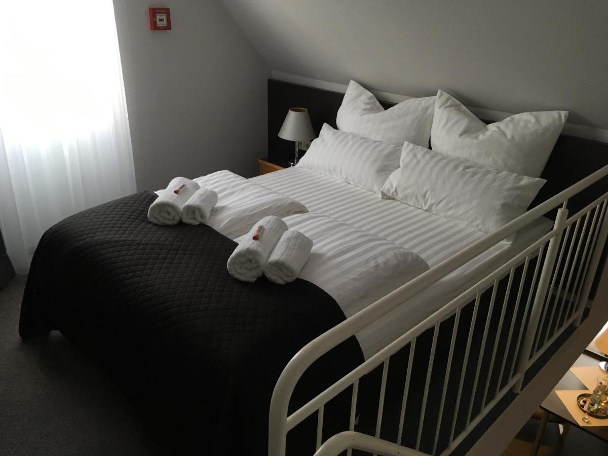 Apartment 47 Sindelfingen Dış mekan fotoğraf